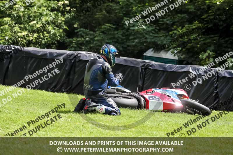 cadwell no limits trackday;cadwell park;cadwell park photographs;cadwell trackday photographs;enduro digital images;event digital images;eventdigitalimages;no limits trackdays;peter wileman photography;racing digital images;trackday digital images;trackday photos